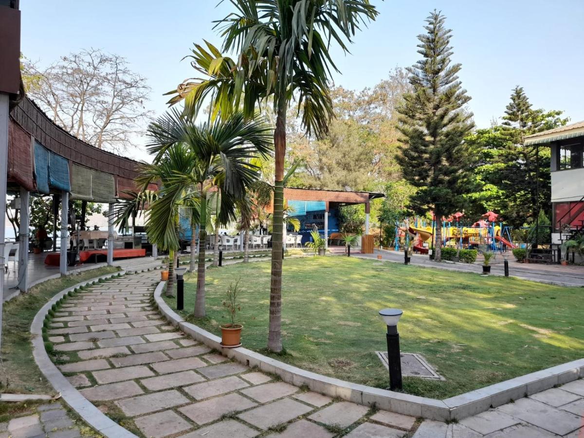 Aquarius Resort Gorhe Khurd Luaran gambar