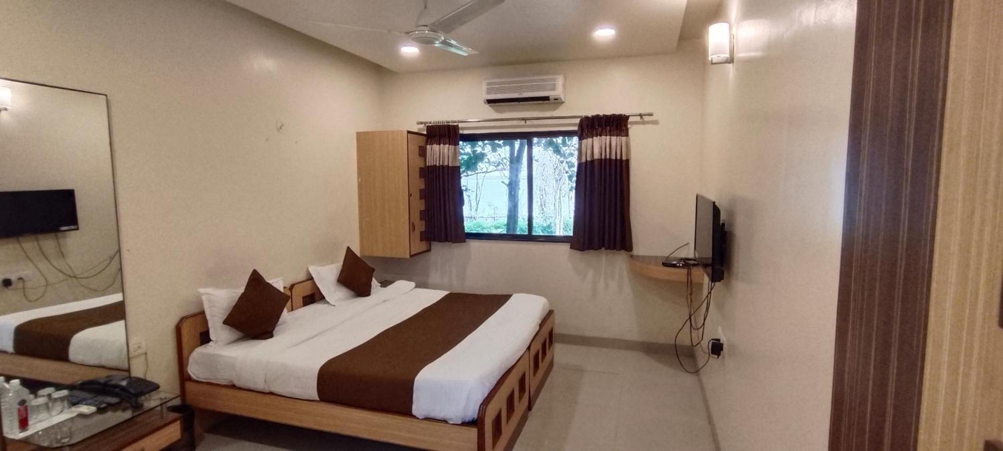 Aquarius Resort Gorhe Khurd Luaran gambar